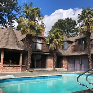 Maison d'hôtes Jason House - Immaculate In A Quiet Seaside Neighbourhood Near Uvic